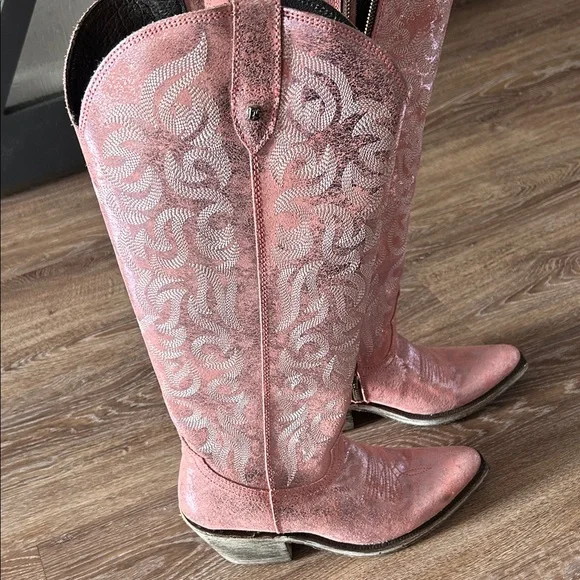 LIBERTY Black Pink Embroidered Heeled Boots - Picture 3 of 5